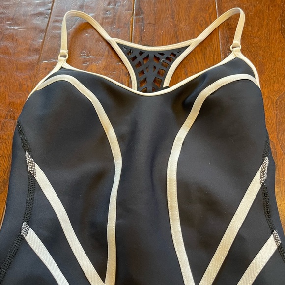 Robin Piccone Swimsuit Bikini one 1 piece Black sz 6 - Picture 2 of 8